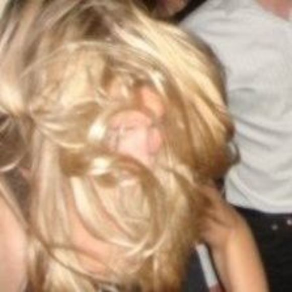 Meet your Posher, Andrea - Picture 1 of 1